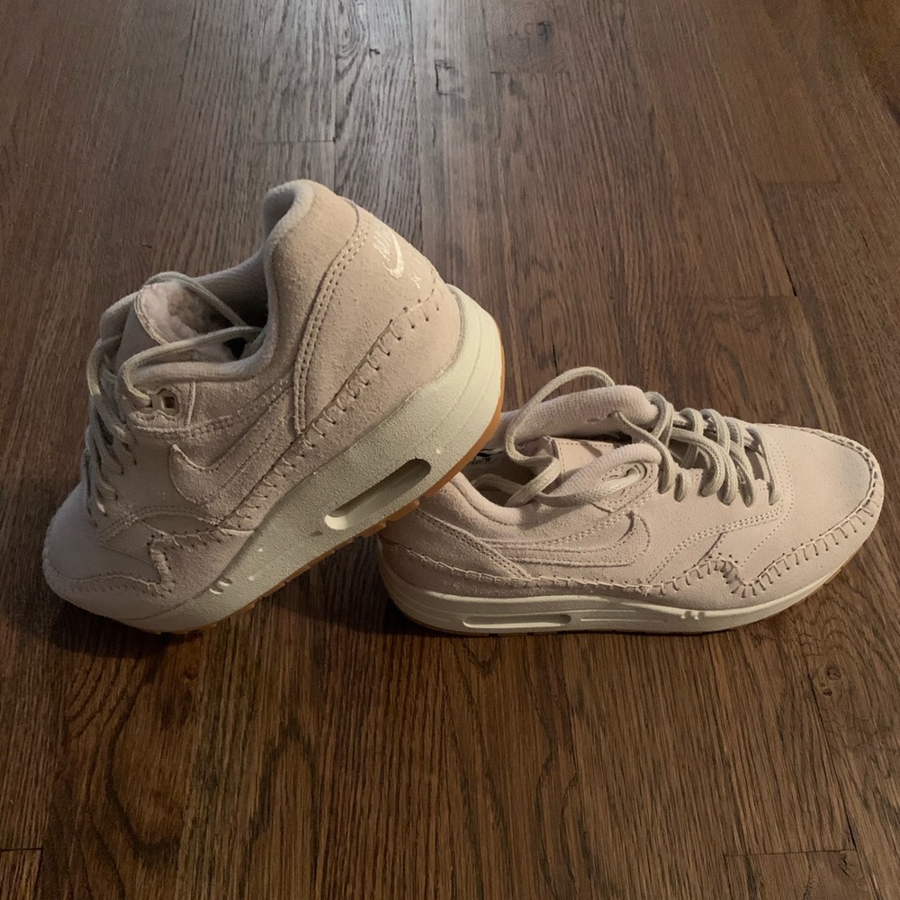 Women’s Nike Air Max